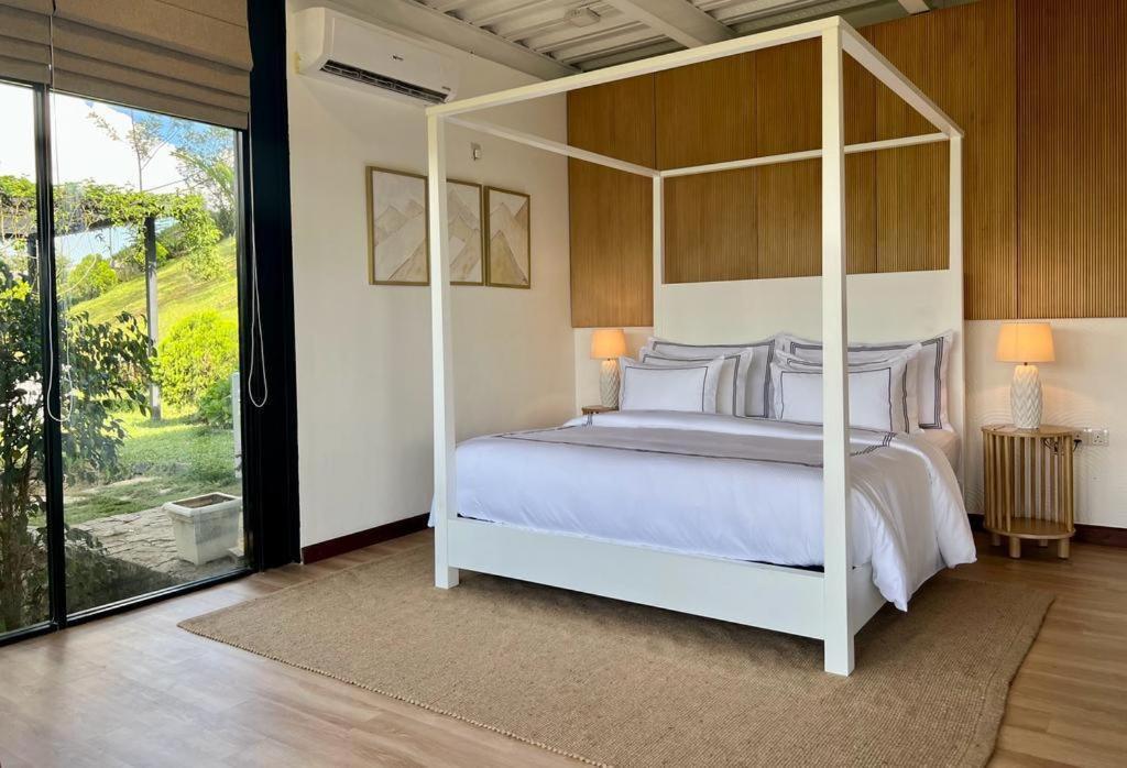Walaa Kulu - A Villa By 98 Acres Ella Buitenkant foto